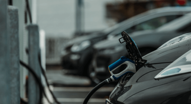 8 Benefits of EV Charging for Businesses That You Can’t Ignore